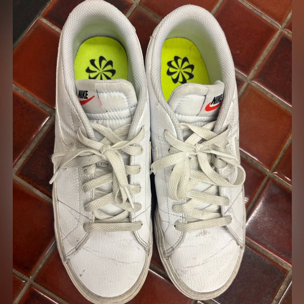 Nike Court Legacy White leather Sneakers Women’s Size 10
